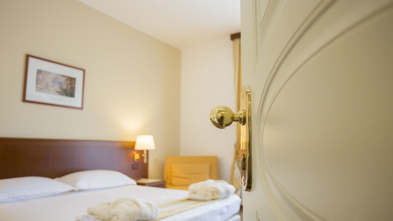 Photo of Bedroom in Roges