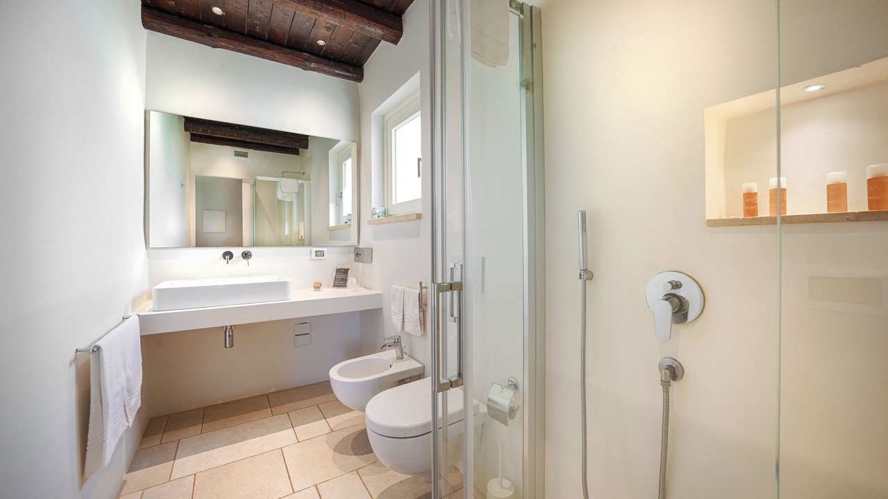 Photo of Bathroom in Noto