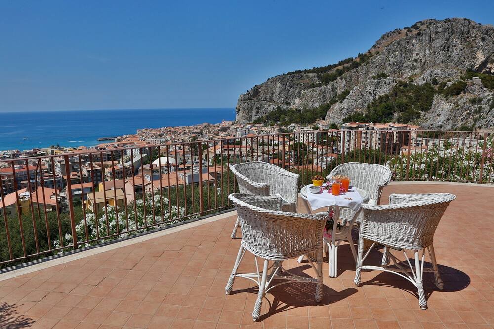 Photo of Patio Balcony in Cefalu