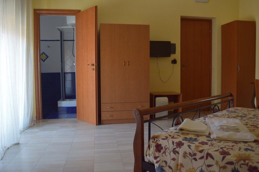 Photo of Bedroom in Scalea