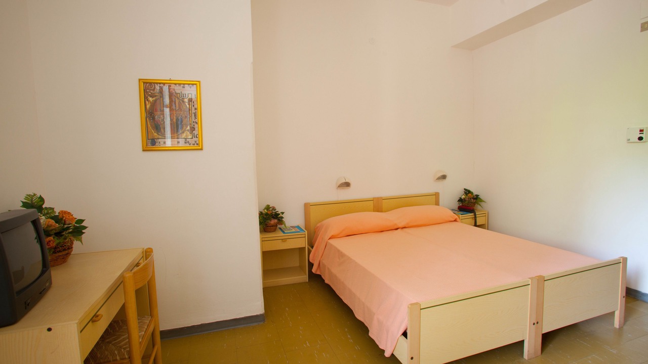 Photo of Bedroom in Terme Luigiane