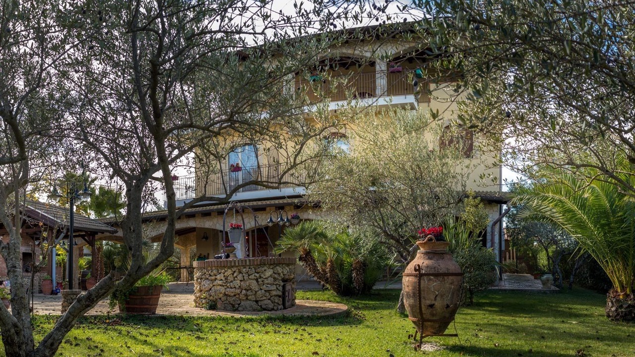 Photo of Outdoor in Nissoria