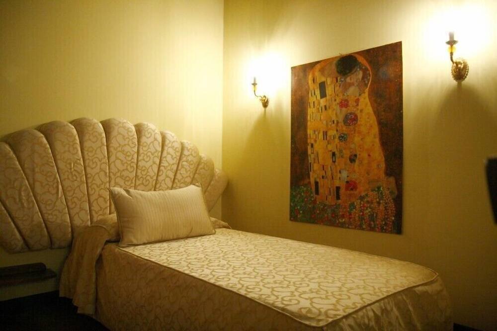 Photo of Bedroom in Gioia Tauro