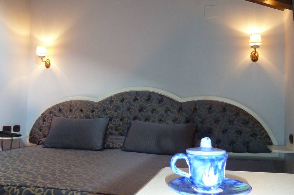 Photo of Bedroom in Gioia Tauro