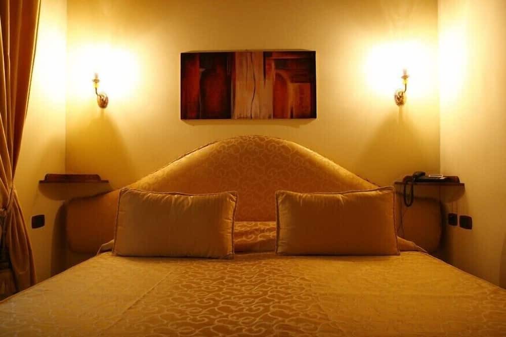 Photo of Bedroom in Gioia Tauro