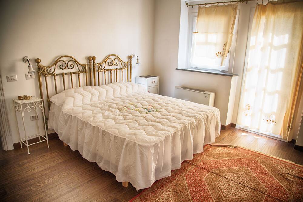 Photo of Bedroom in Filandari