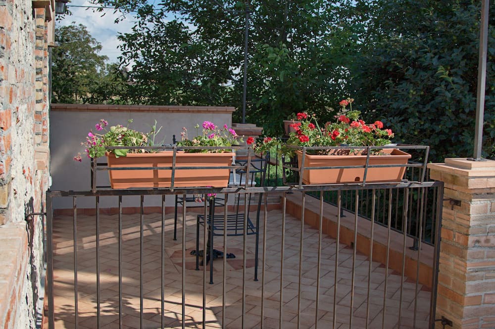 Photo of Patio Balcony in Filandari