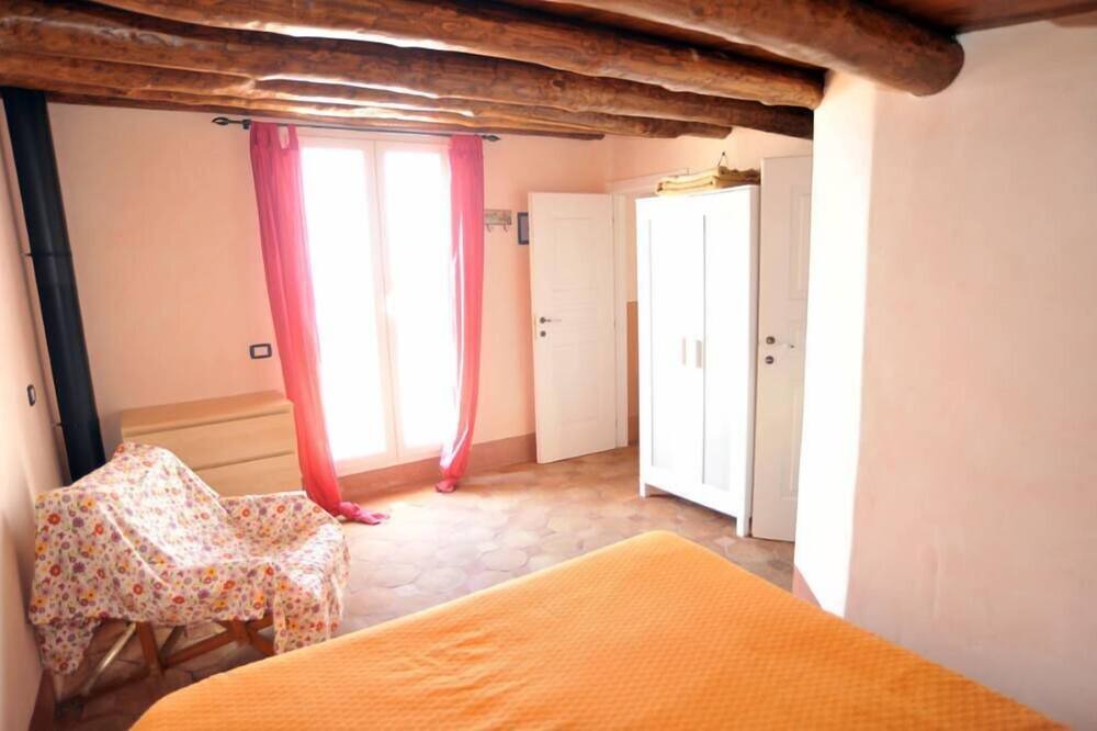 Photo of Bedroom in Collesano