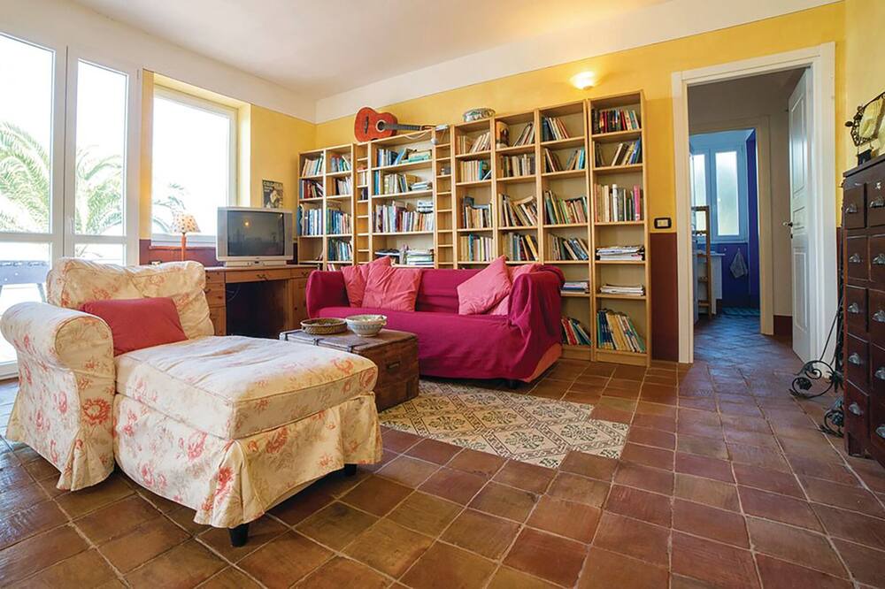 Photo of Livingroom in Collesano