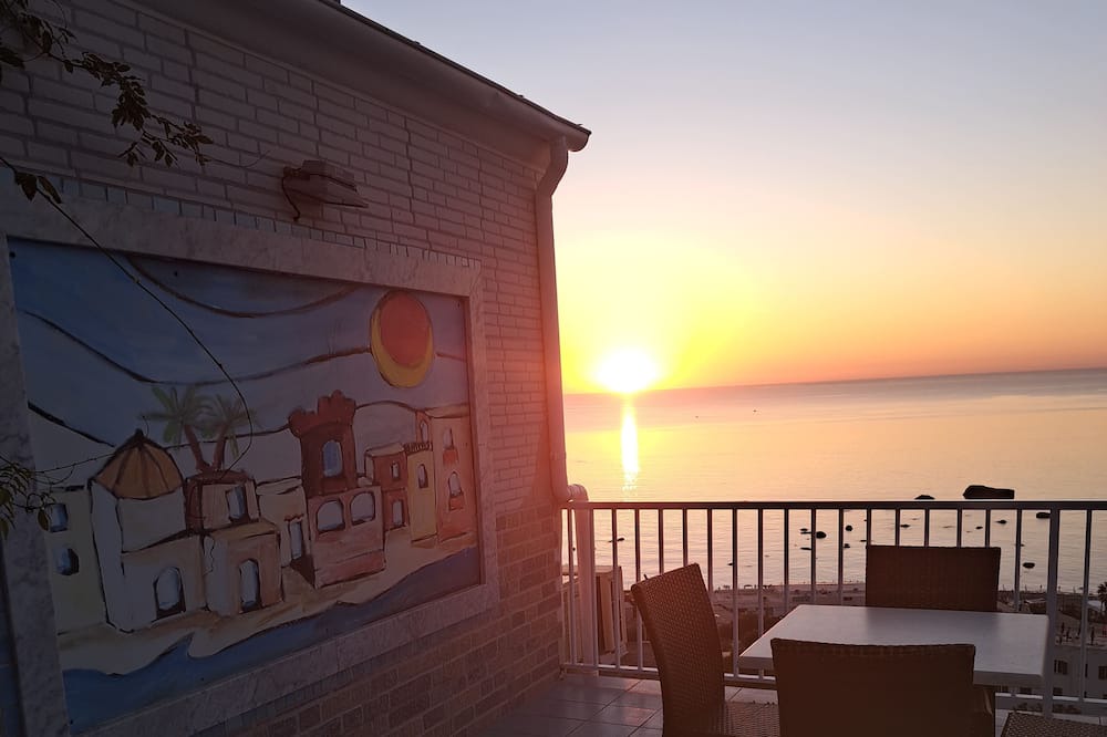 Photo of Patio Balcony in Forio