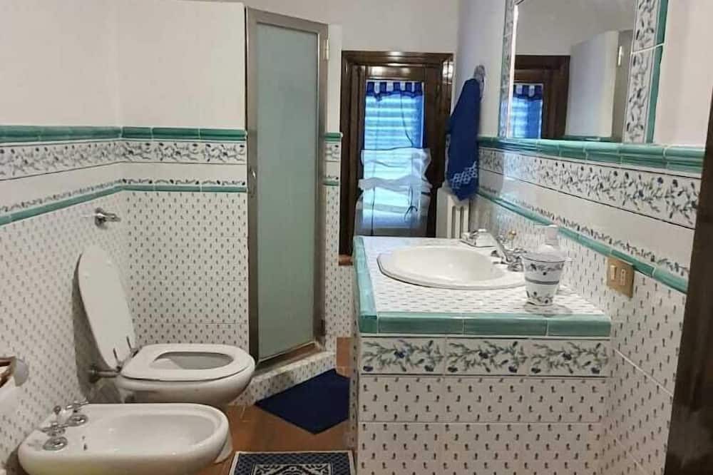 Photo of Bathroom in Trabia
