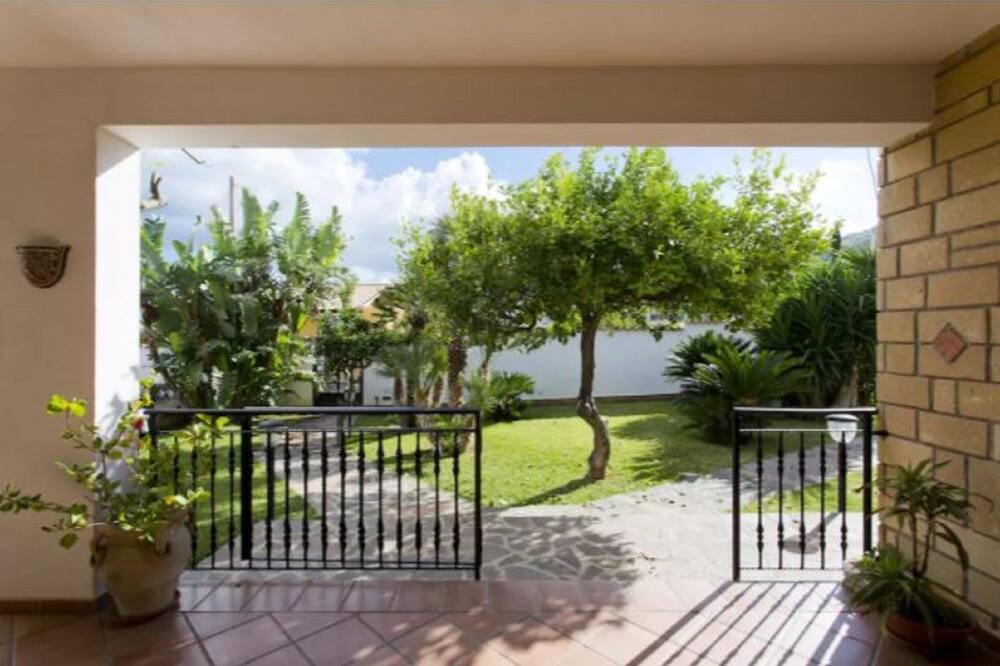 Photo of Patio Balcony in Trabia