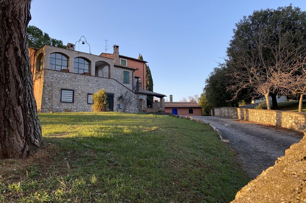 Photo of Outdoor in Amelia