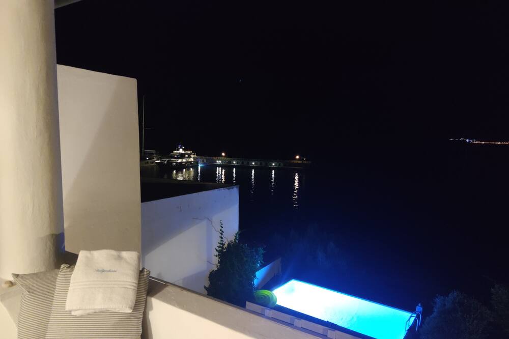 Photo of Patio Balcony in Santa Marina Salina