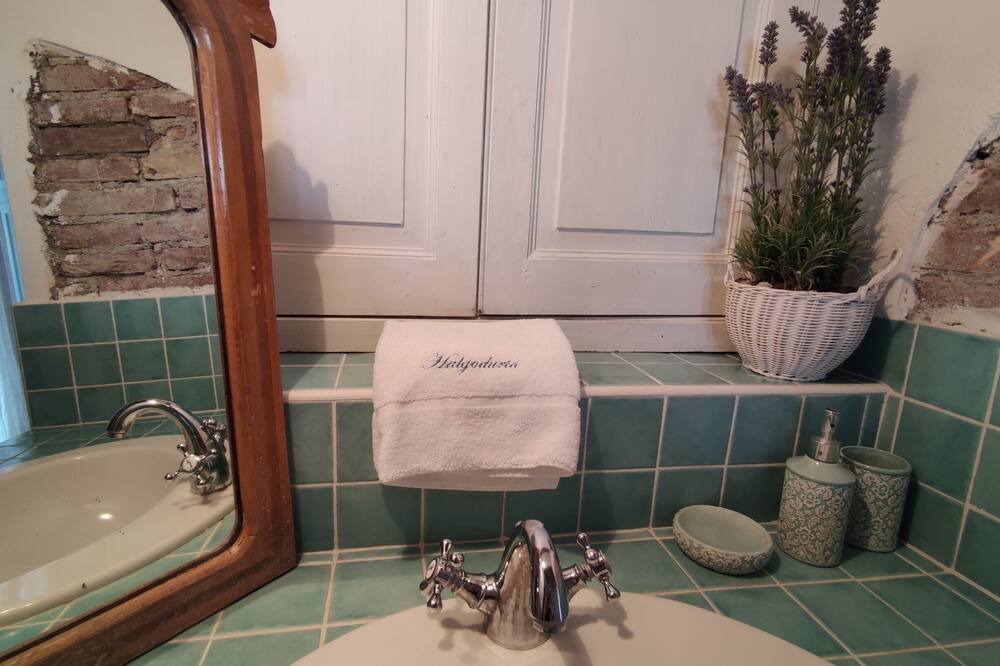 Photo of Bathroom in Santa Marina Salina