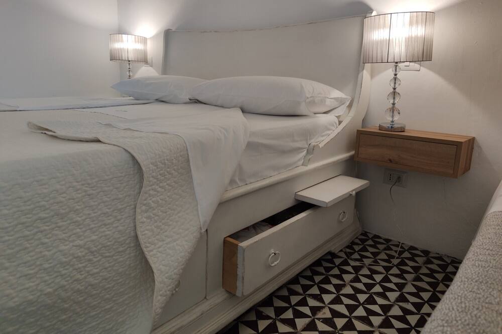Photo of Bedroom in Santa Marina Salina