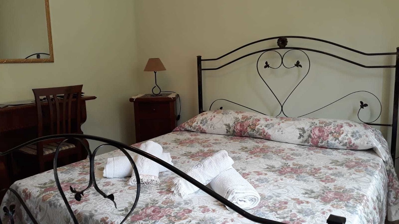 Photo of Bedroom in Paola