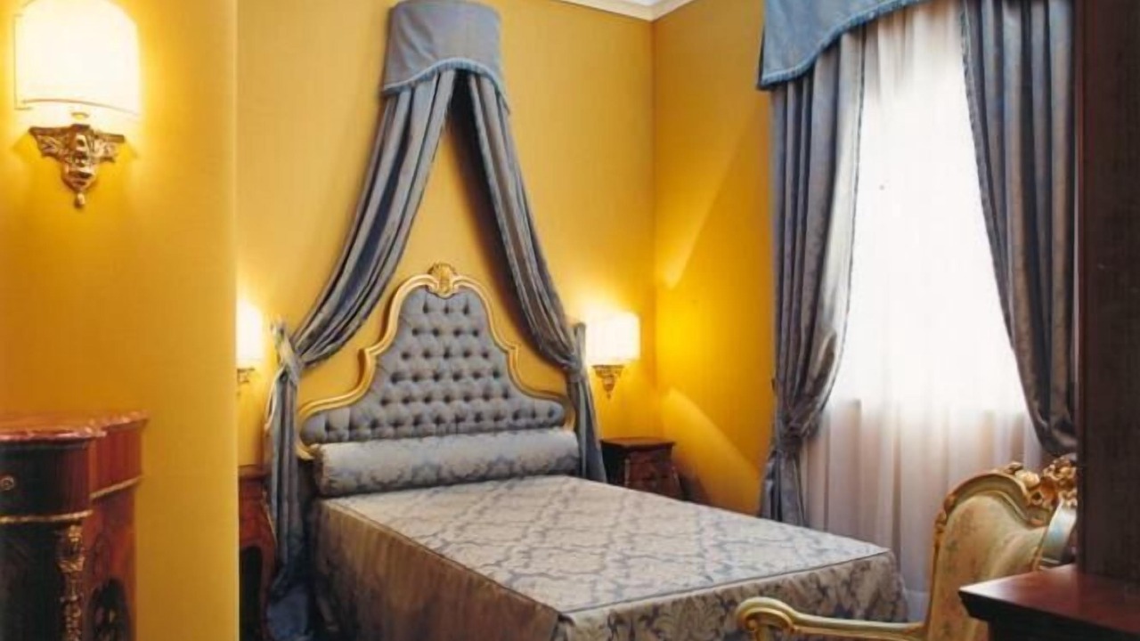 Photo of Bedroom in Pogerola