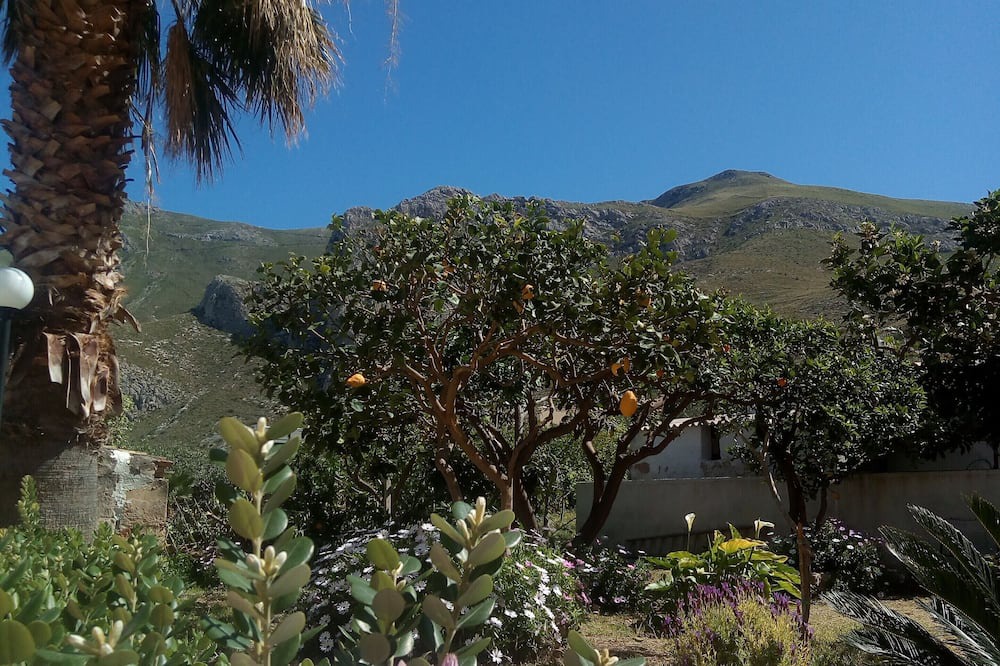 Photo of Outdoor in Macari