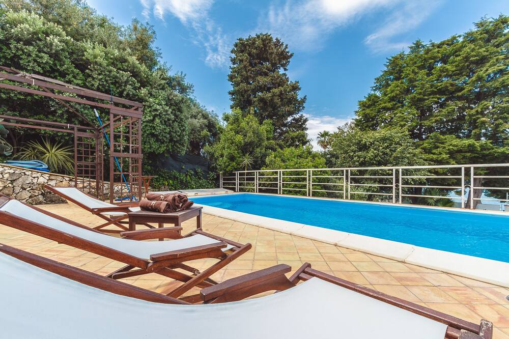Photo of Outdoor in Isola