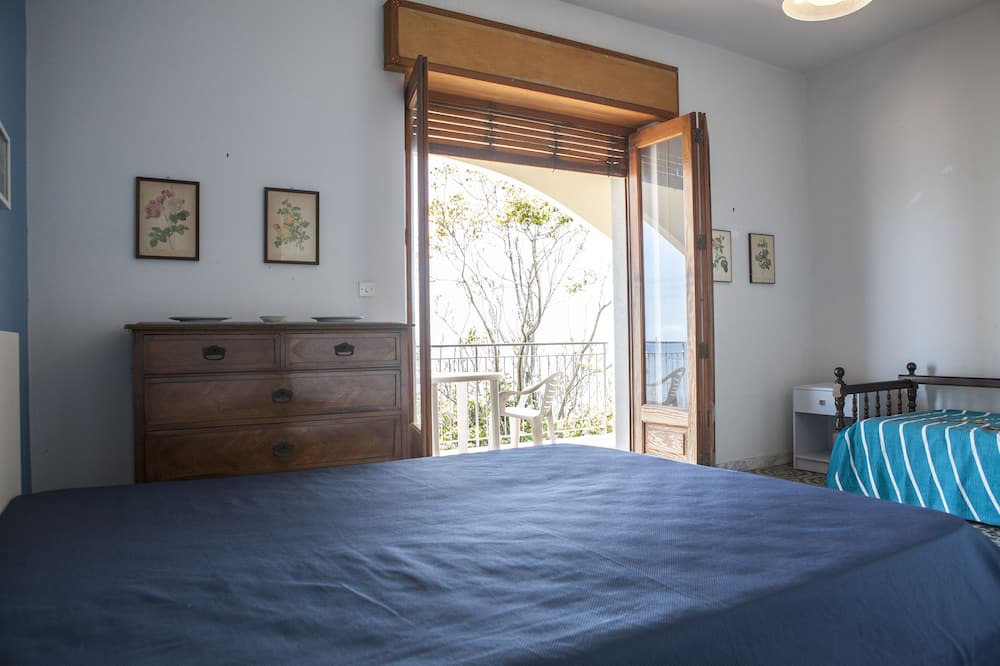 Photo of Bedroom in Archi