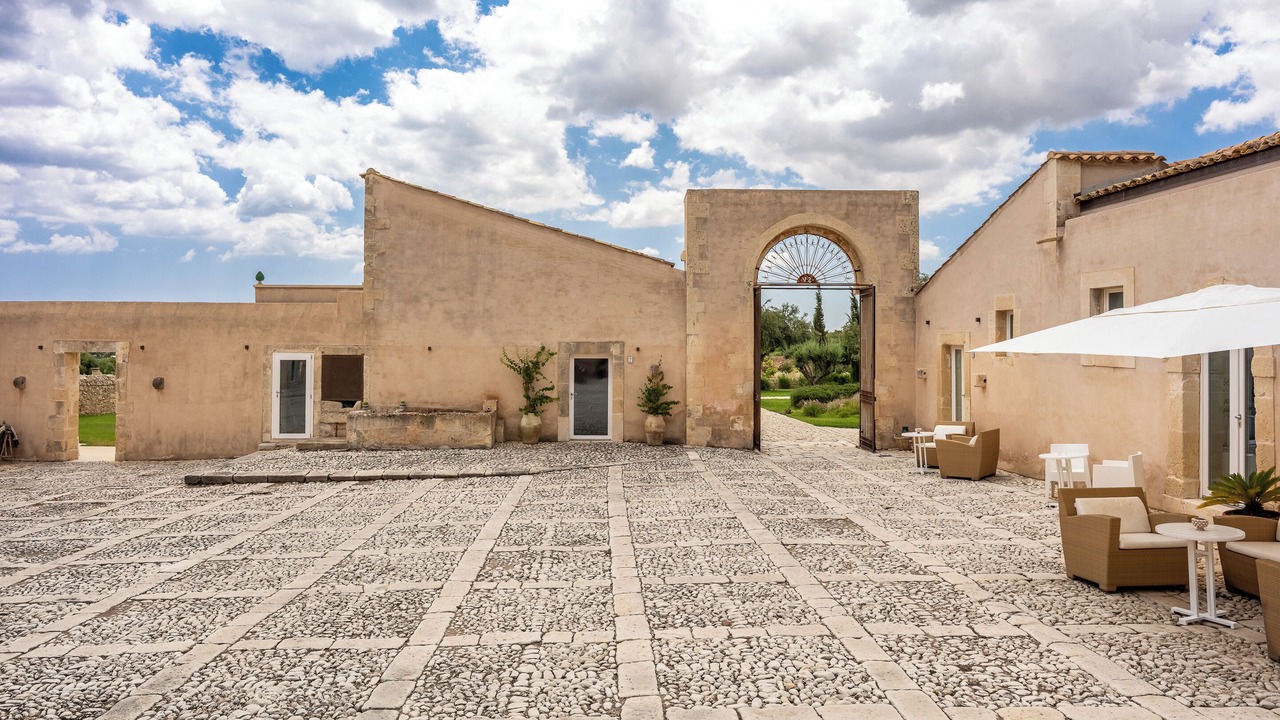 Photo of Outdoor in Avola
