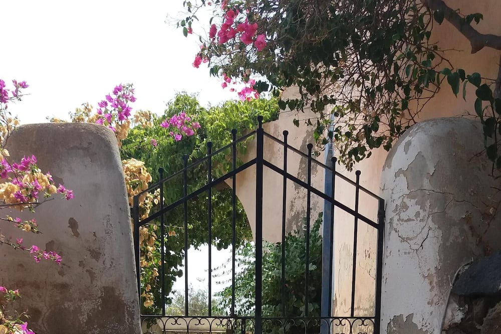 Photo of Outdoor in Alicudi Porto