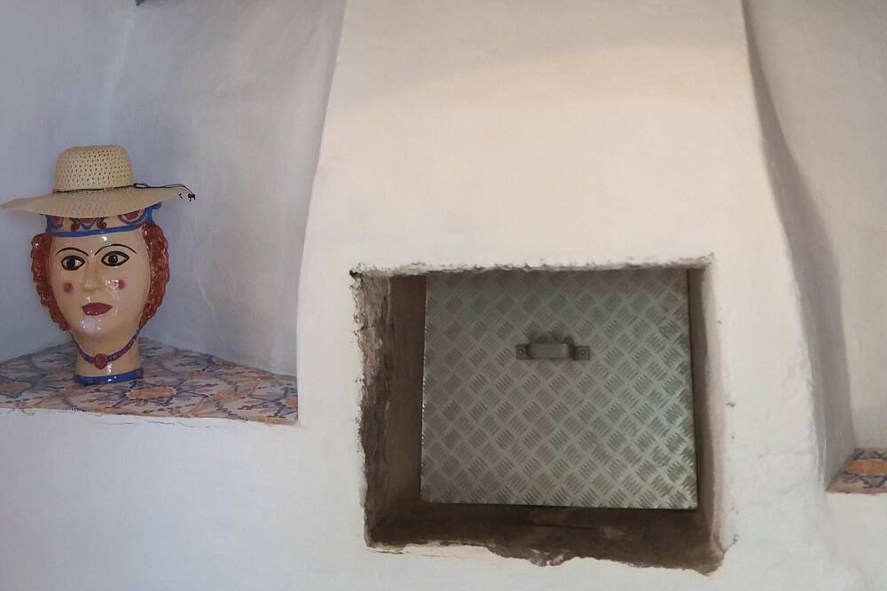 Photo of Bedroom in Alicudi Porto