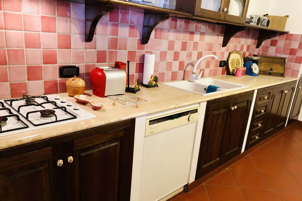 Photo of Kitchen in Capo d'Orlando