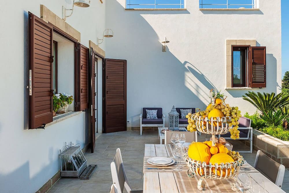 Photo of Patio Balcony in Marausa