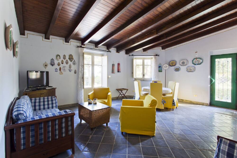 Photo of Livingroom in Trabia