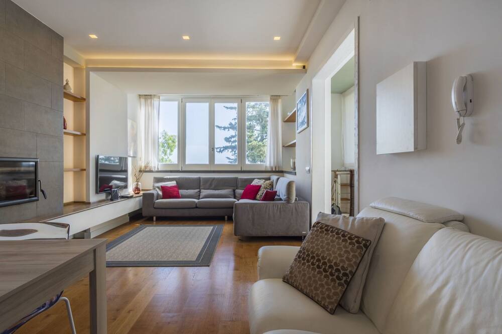 Photo of Bedroom in Addaura