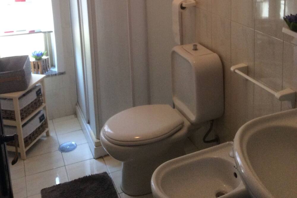 Photo of Bathroom in Torre Archirafi