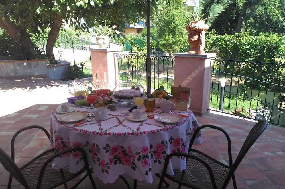Photo of Patio Balcony in Zafferana Etnea