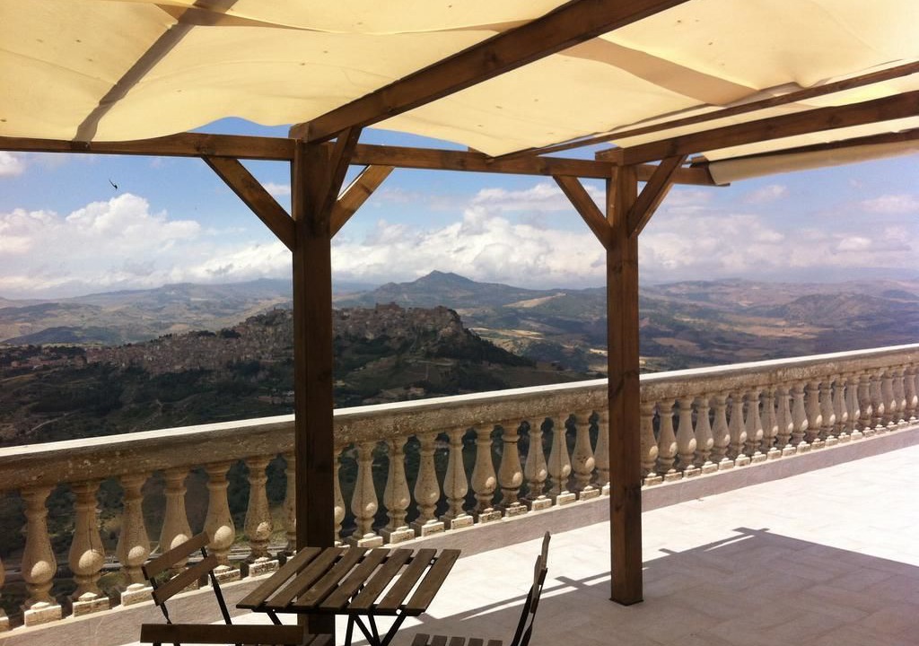 Photo of Outdoor in Enna