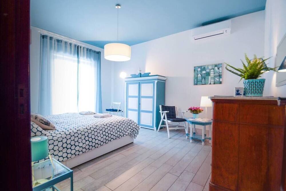 Photo of Bedroom in Torre Archirafi