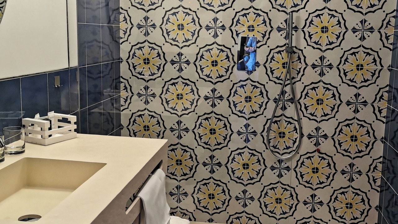 Photo of Bathroom in Laura