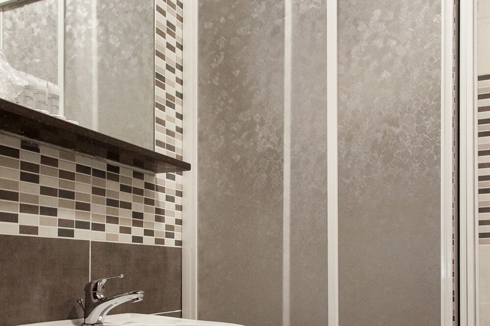 Photo of Bathroom in Aventine