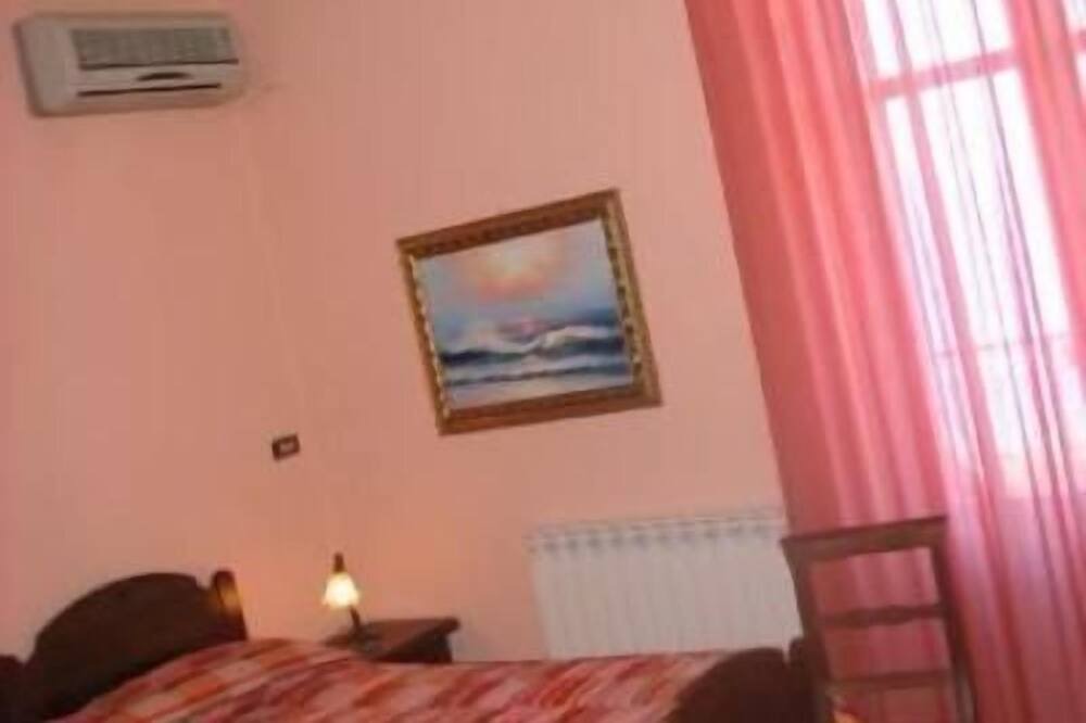 Photo of Bedroom in Piraino