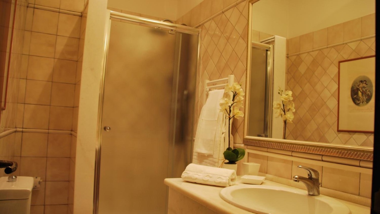 Photo of Bathroom in Ortigia