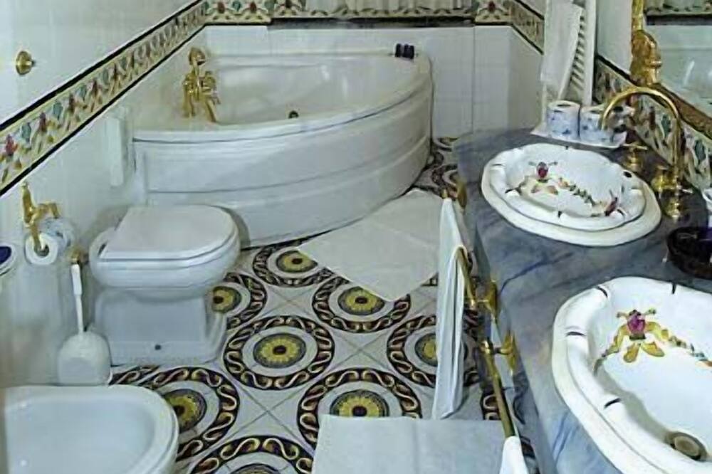Photo of Bathroom in Sant'Antonio Abate
