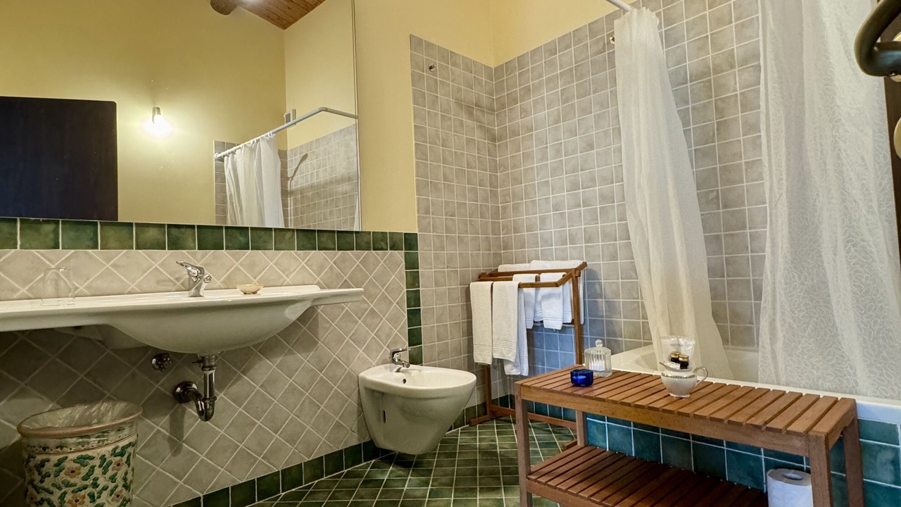 Photo of Bathroom in Noto