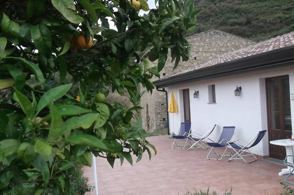 Photo of Patio Balcony in Patti