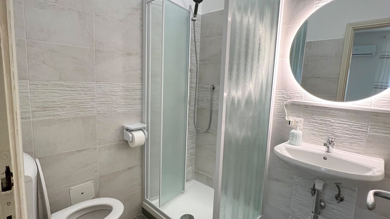 Photo of Bathroom in Quartiere XXXIII Lido di Ostia Ponente