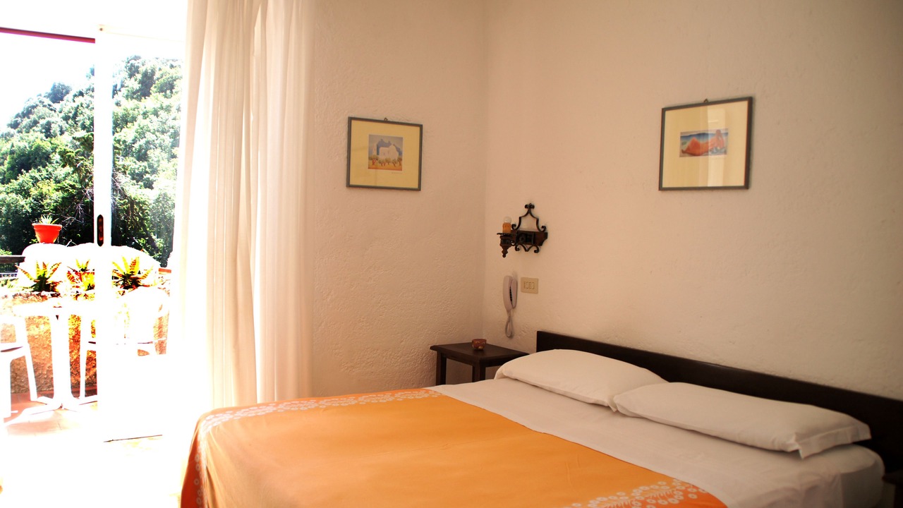 Photo of Bedroom in Ischia Porto