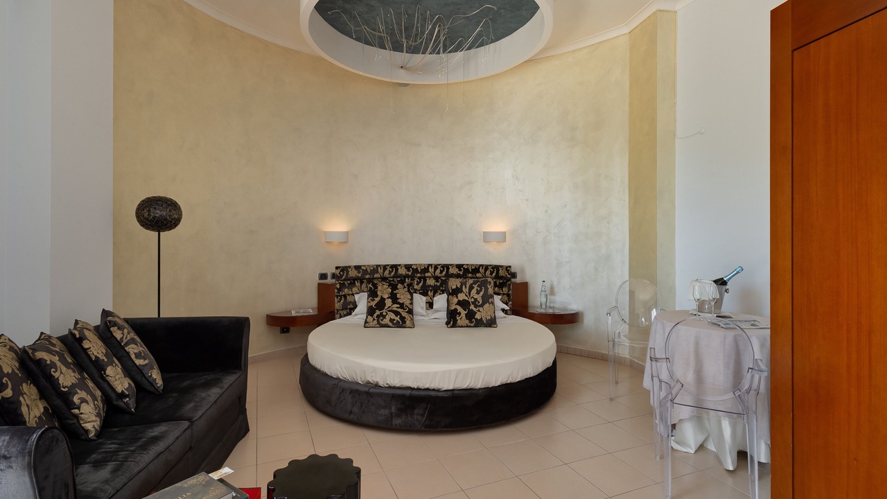 Photo of Bedroom in Noto Historic Centre