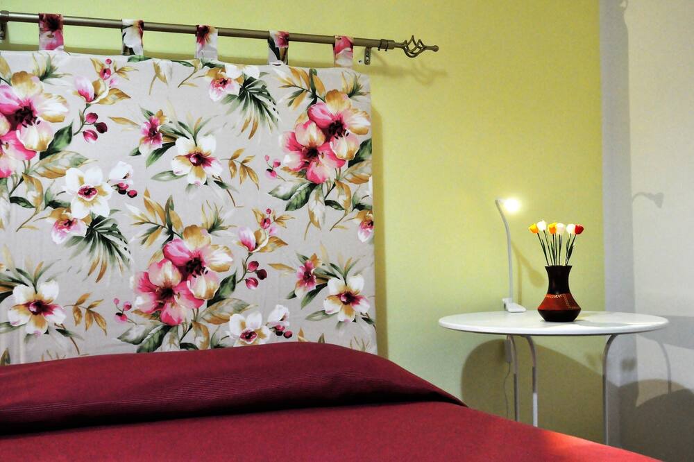 Photo of Bedroom in Castelluzzo