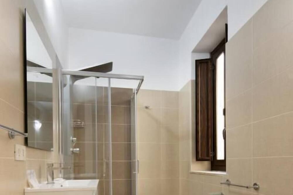 Photo of Bathroom in Campofelice di Roccella