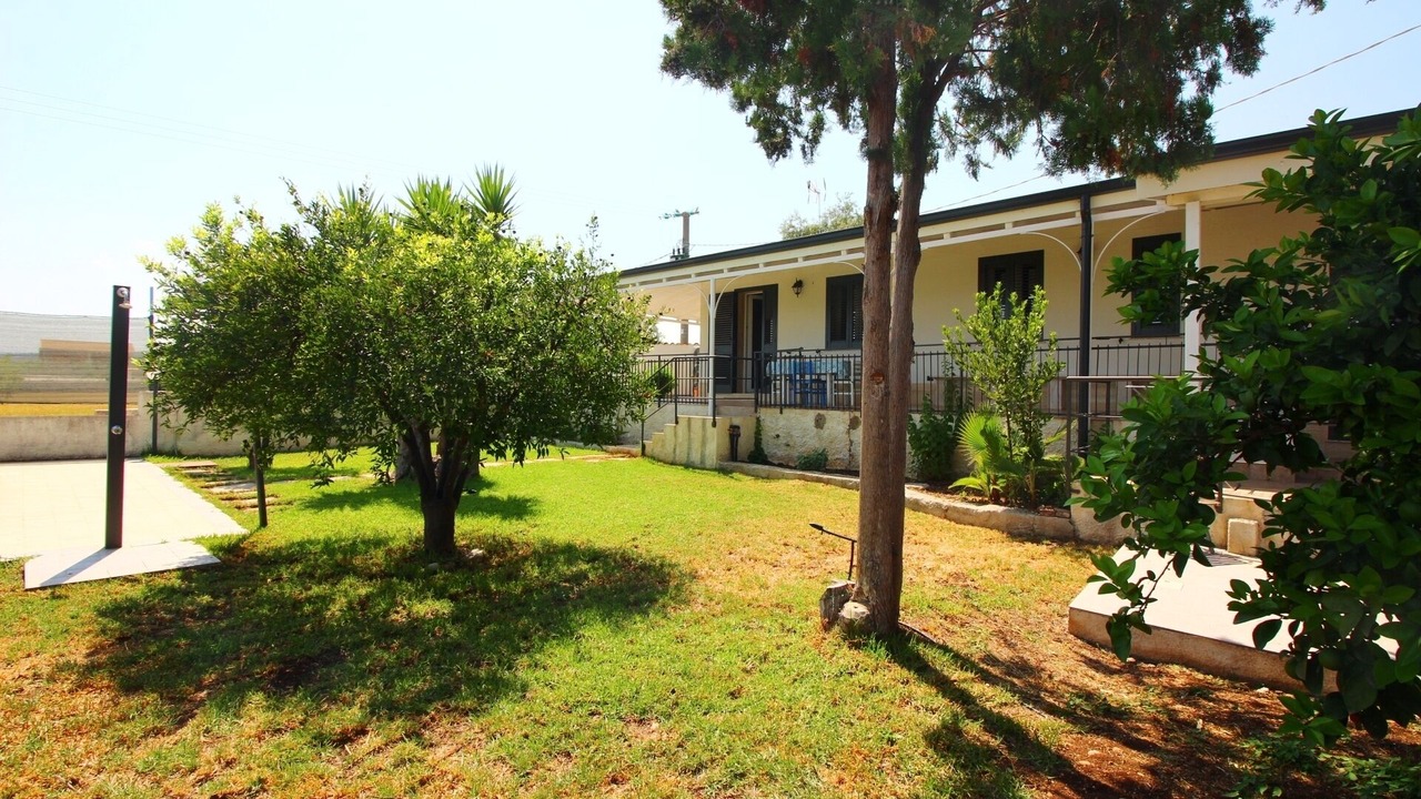 Photo of Outdoor in Solarino