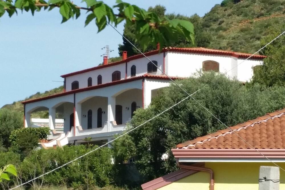 Photo of Outdoor in Fuscaldo